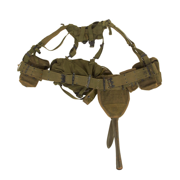 米軍沖縄　海軍　海兵隊　槍先　インテリア　アメリカ軍＆予備兵メダル　皿　プレート MILITARY 実物 USED 米軍 U.S. NAVAL TRAINING CENTER フード