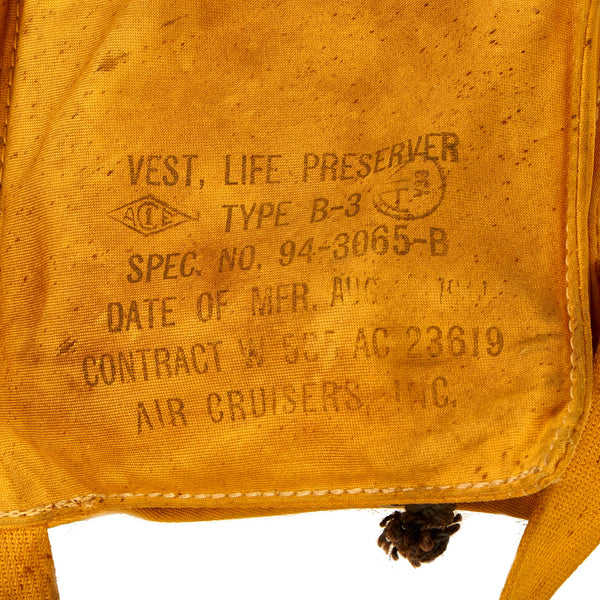 Original U.S. WWII USAAF Mae West Pneumatic Life Vest by Air