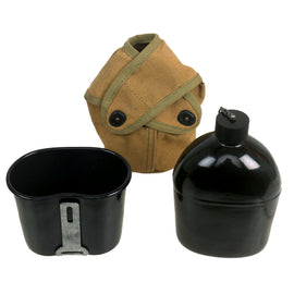 Original U.S. WWII Rare 1942 Dated M1942 Black Porcelain Enamel Canteen With Matching Cup in 3rd Pattern USMC Carrier