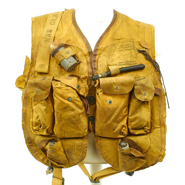 Original U.S. Cold War USAF Pilot 1956 Dated Bauer Mark 2 Survival