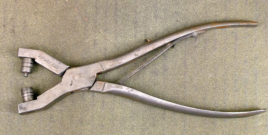 British Vickers MMG Belt Repair Tool Original Items