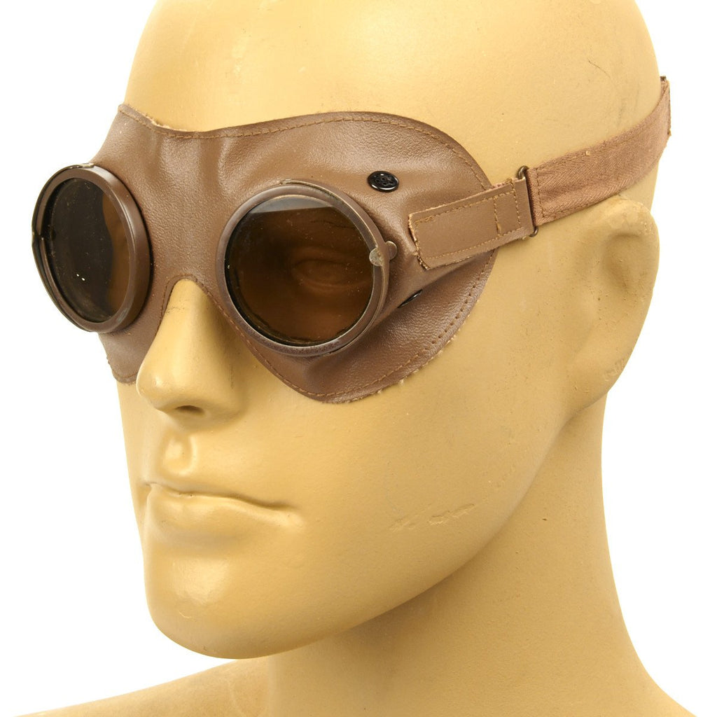 Original German WWII Ultrasin Mountain and Motorized Troop Goggles by Nitsche and Gunther Original Items