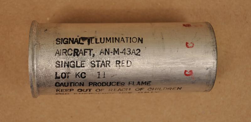 US 37-mm Single-Star Red Flare Original Items