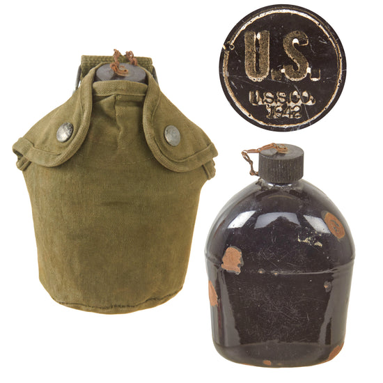 Original U.S. WWII Named 1st Pattern USMC Canteen Cover with Durasnaps and Black Porcelainized Canteen