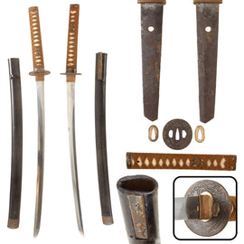 Original 18th Century Edo Period Japanese Handmade Ō-Wakizashi Short Sword by KANEYOSHI with Lacquered Wood Scabbard and Kogatana Knife