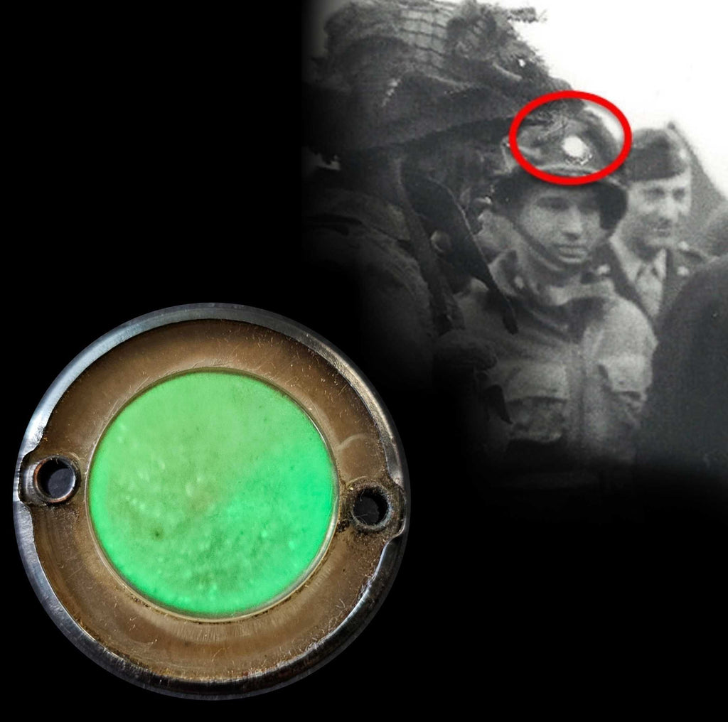 Original U.S. WWII Paratrooper D-Day Normandy Invasion Clip On Luminous Disc Helmet Marker With Original Pouch Original Items