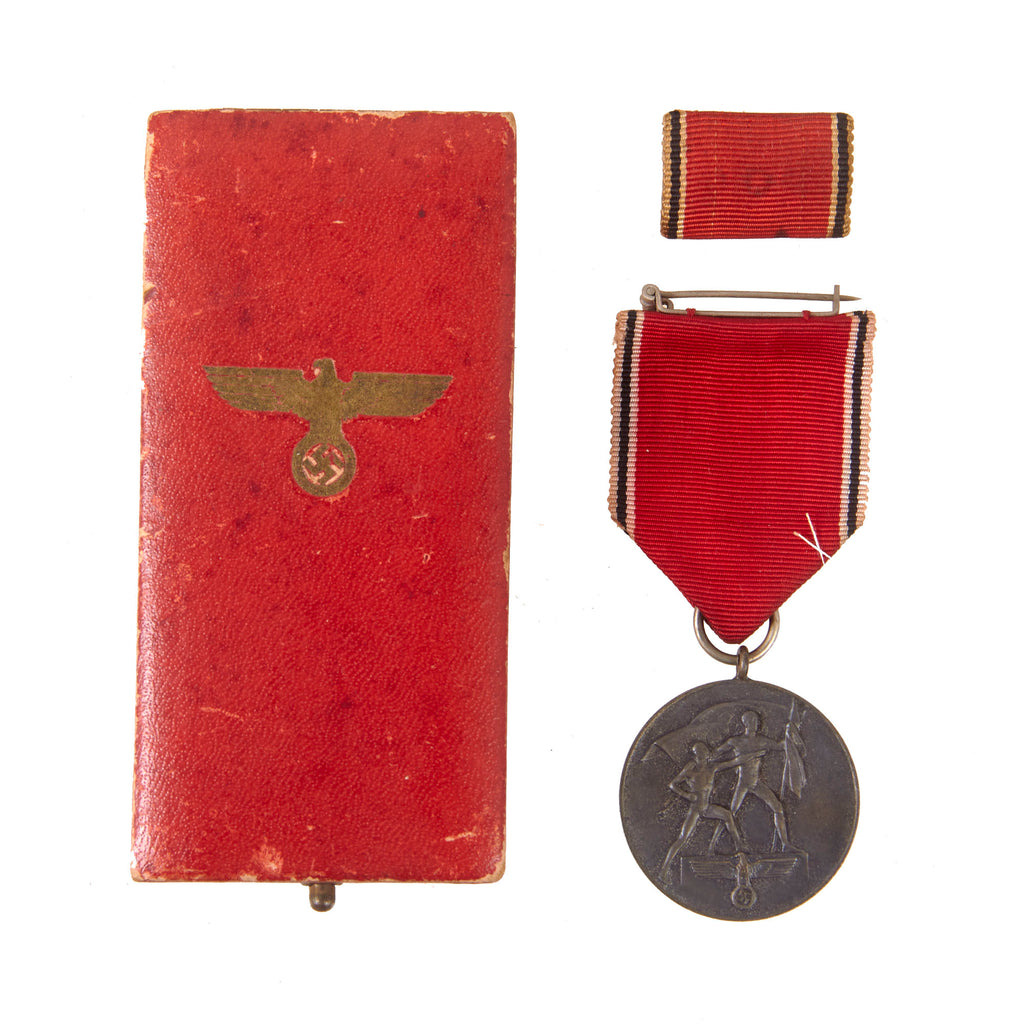 Original German Pre-WWII 1938 Austrian Anschluss Medal with Ribbon, Ribbon Bar & Presentation Case - 13. März 1938