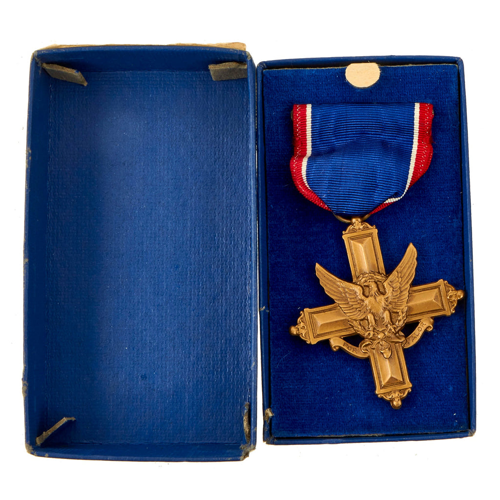 Original U.S. WWII Cased Distinguished Service Cross by Robbins Company in Original Box Original Items