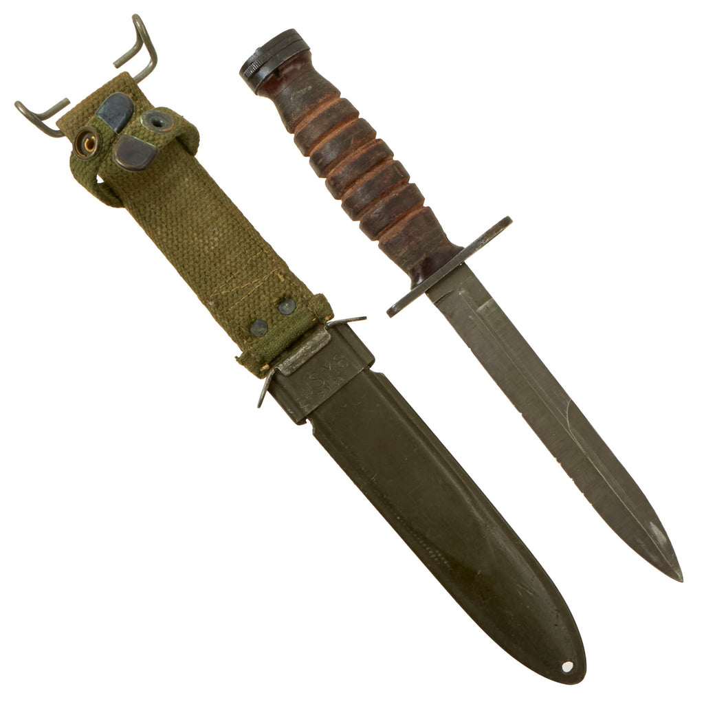 Original U.S. WWII M4 Bayonet for the M1 Carbine by IMPERIAL with M8 Scabbard by B.M. Co Original Items
