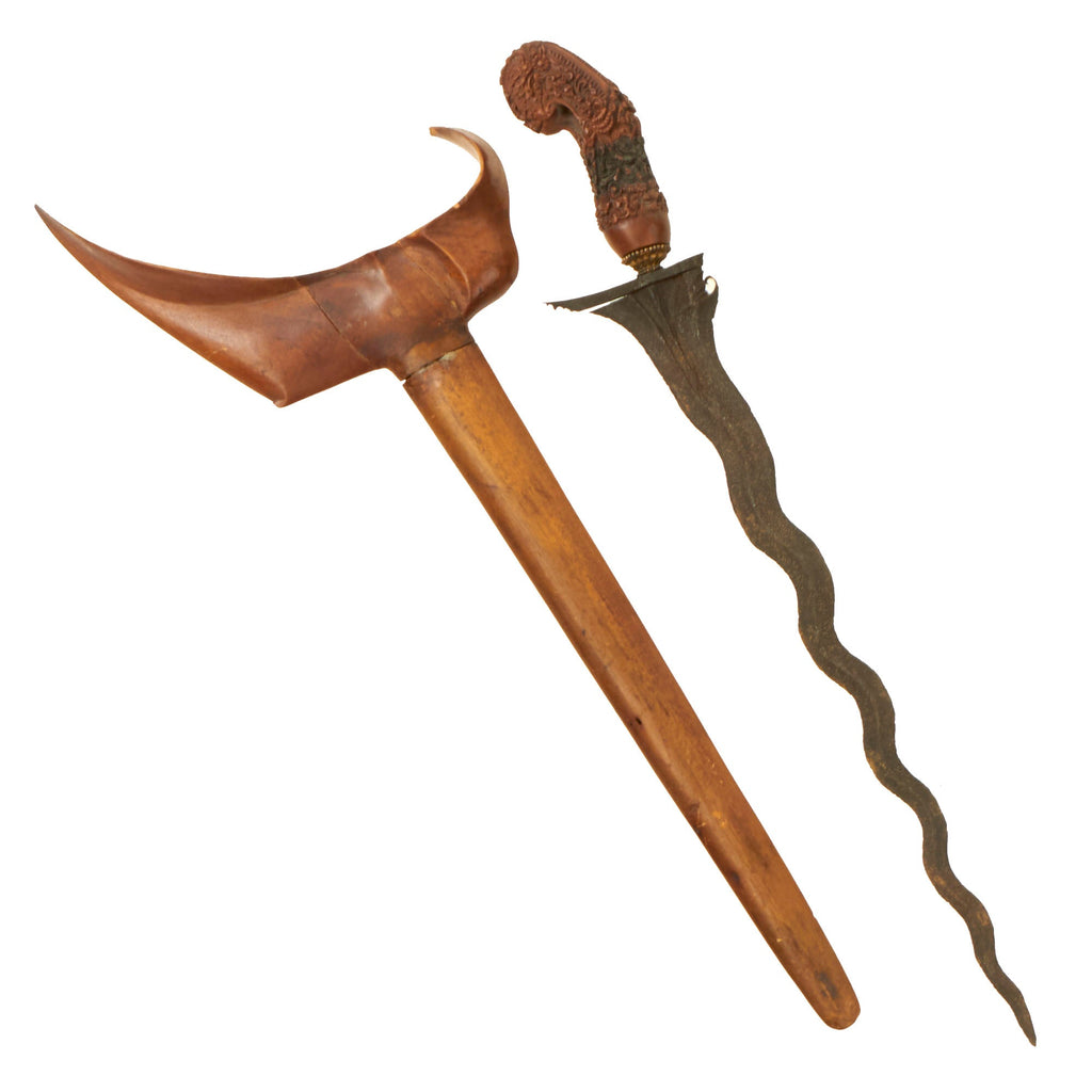 Original Indonesian East Indies Kris Dagger from the Island of Madura with Carved Acacia Wood Handle - Circa 1820-1850 Original Items
