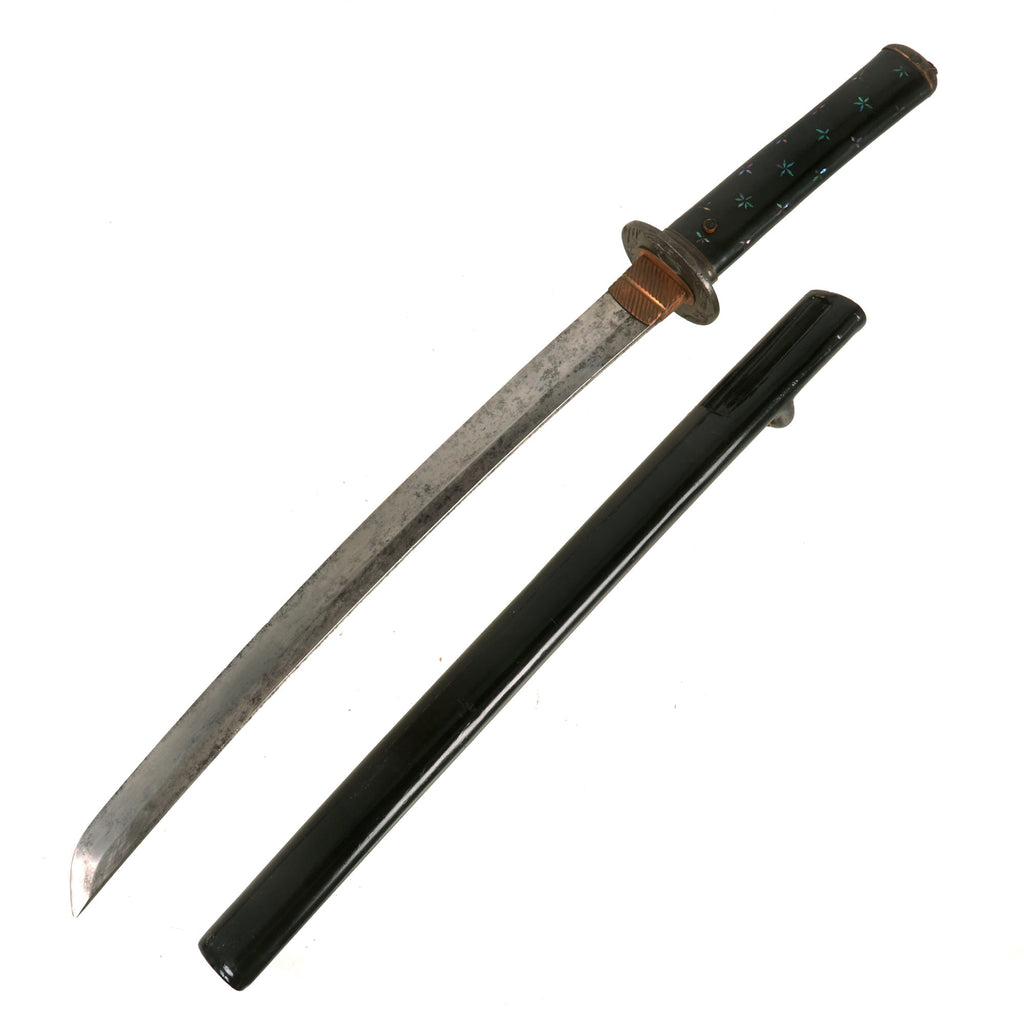 Original 18th Century Edo Period Japanese Handmade Wakizashi Short Sword with Abalone Shell Inlaid Handle and Scabbard Original Items