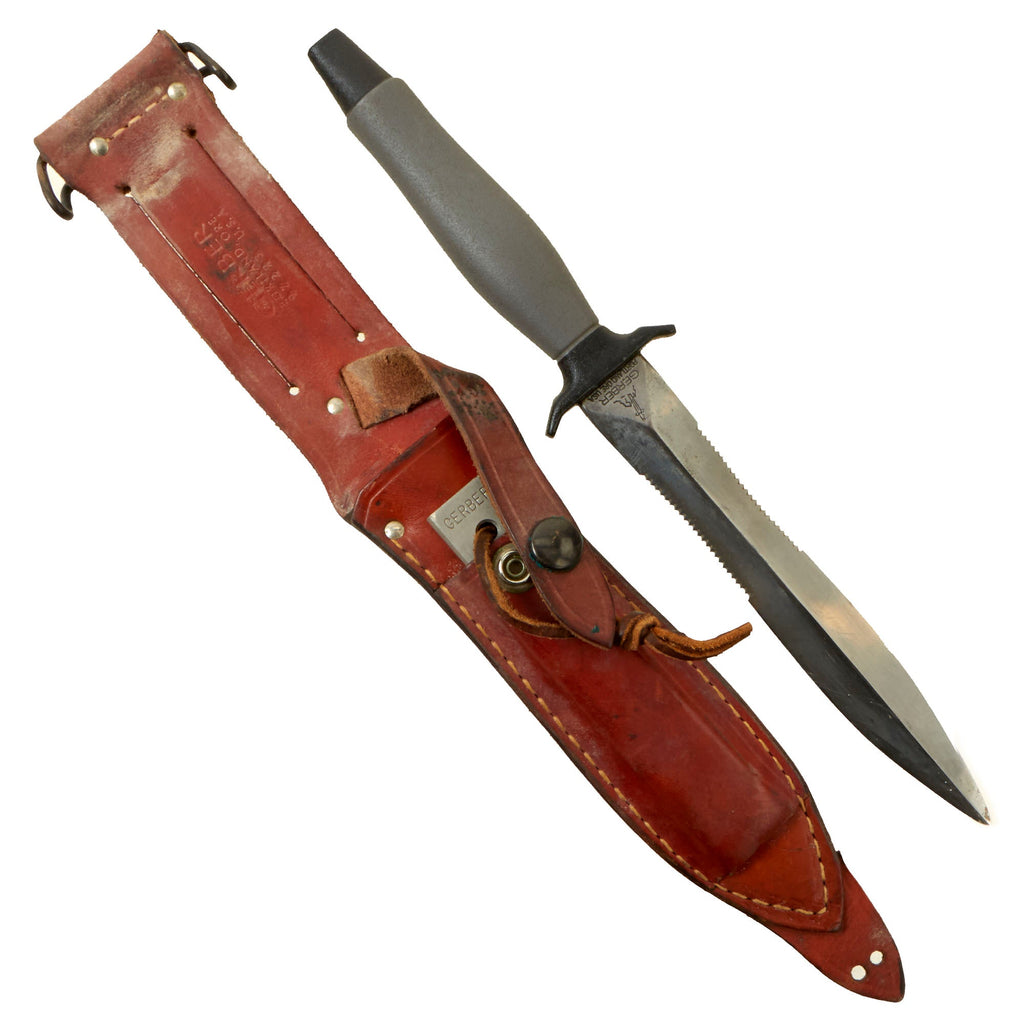 Original U.S. Vietnam War Era Gerber MkII “Narrow Wasp” Fighting Survival Knife with Scabbard - Serial 044519 Made in 1976 Original Items