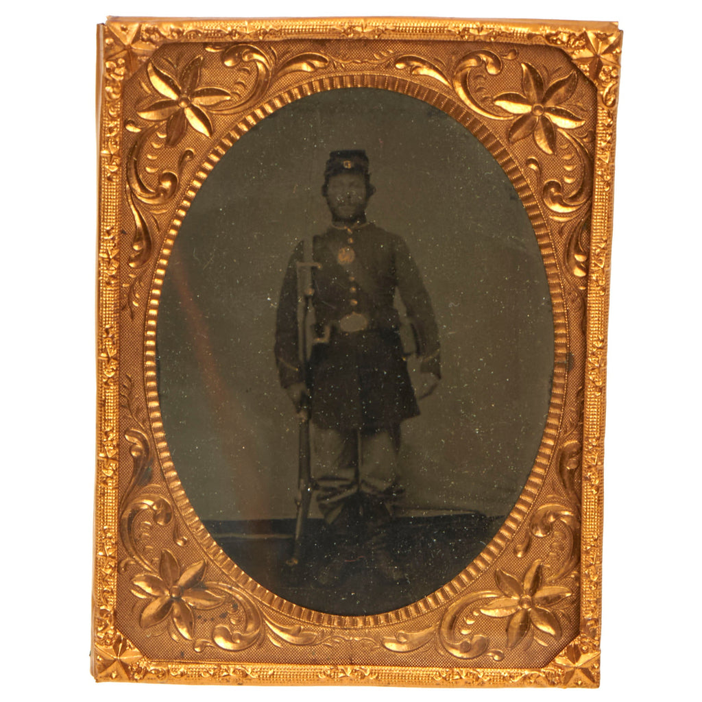 Original U.S. Civil War Federal Soldier Quarter Plate Tintype Photograph Original Items