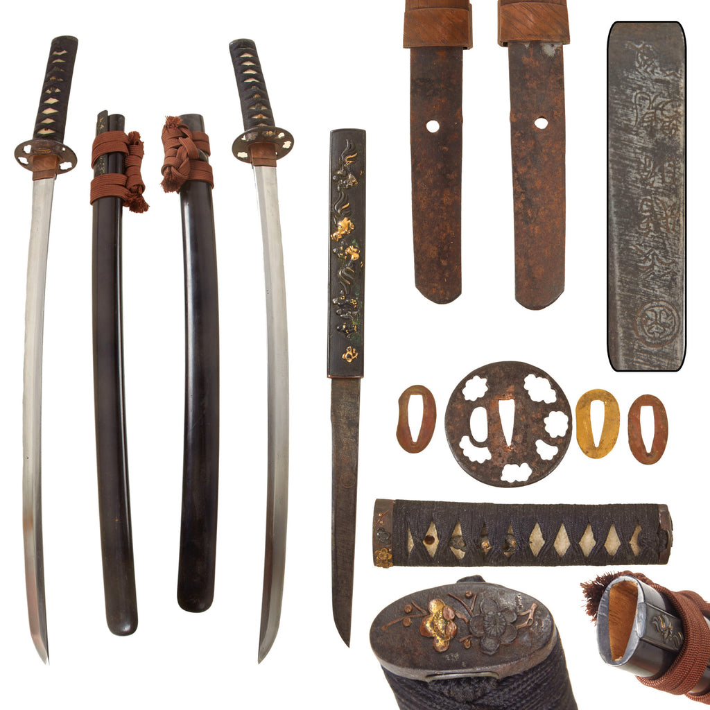 Original 16th Century Muromachi Period Japanese Handmade Ō-Wakizashi Short Sword with Edo Period Fittings and Kogatana Knife Original Items