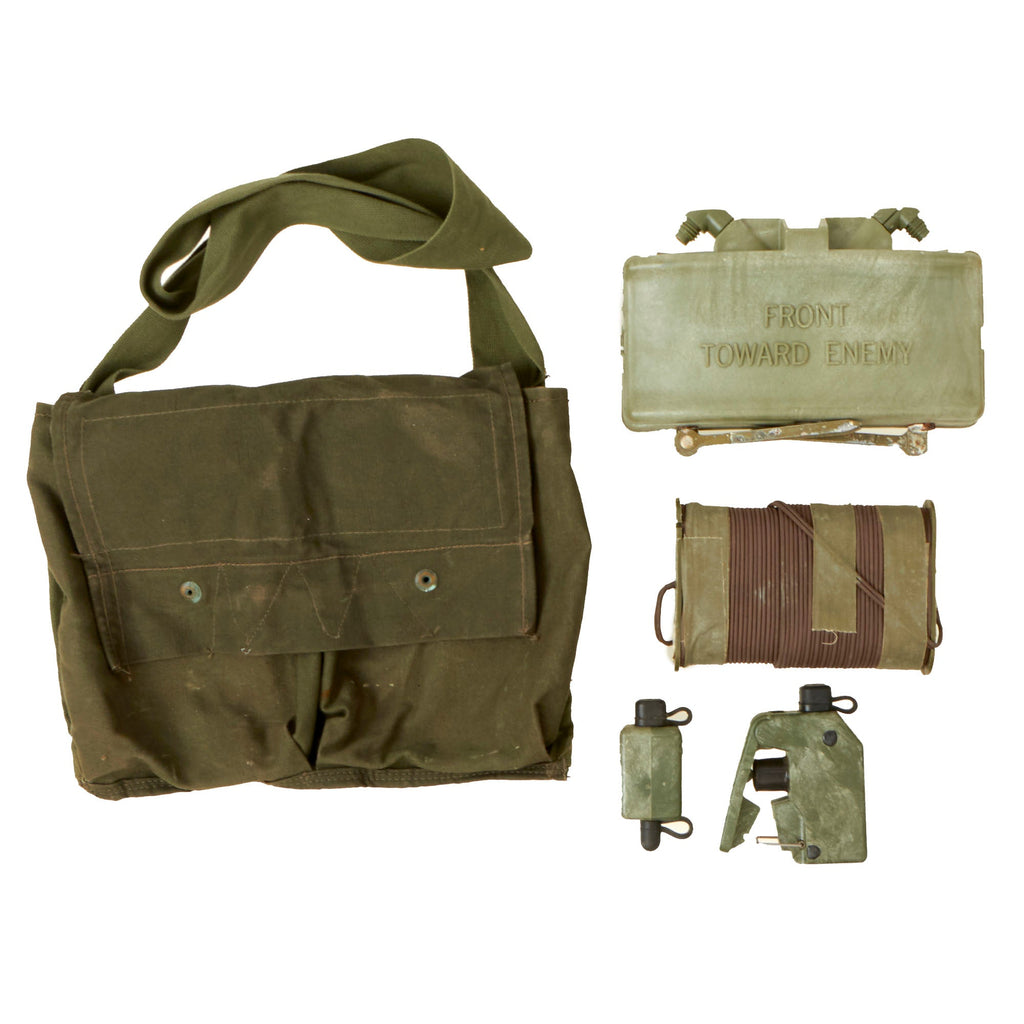 Original U.S. Vietnam War Complete M68 Claymore Mine Training Kit with Canvas Carry Bag - Inert Original Items