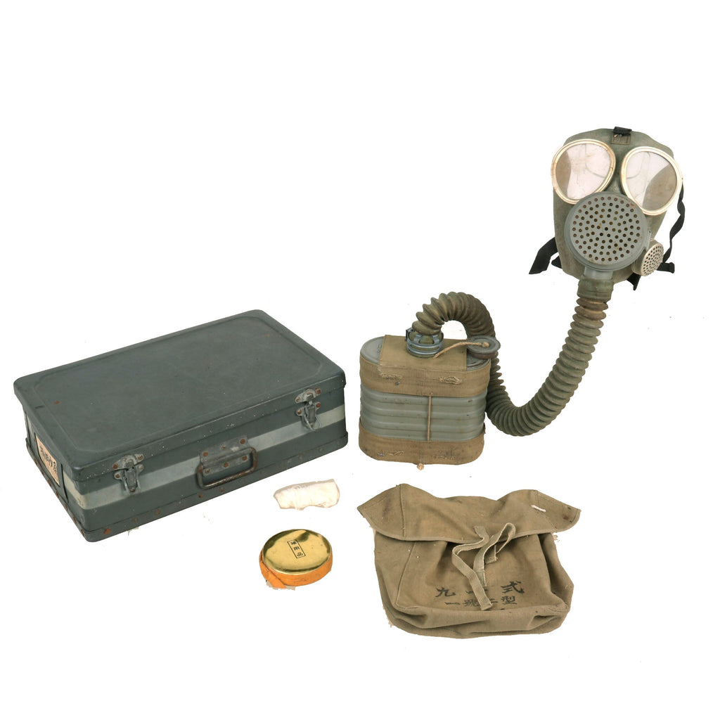 Original Imperial Japanese WWII Naval Landing Forces Type 93 - Model 2 Gas Mask in Matching Case - Great Condition Original Items