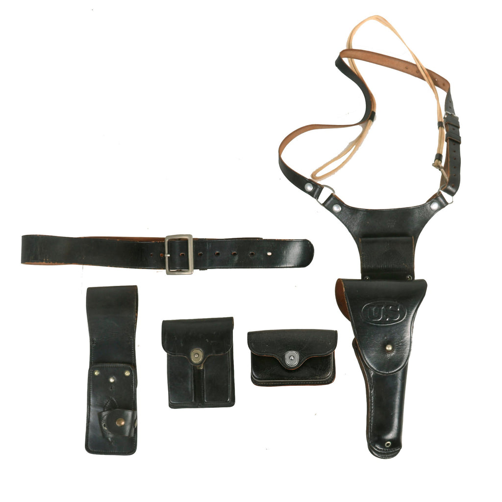 Original U.S. Korean War Vietnam War Era Military Police MP Leather Holster and Belt Set Original Items