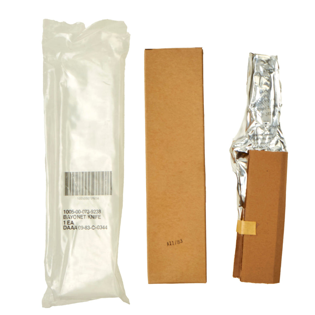 Original U.S. Post-Vietnam War Unissued M7 Bayonet for M16 Rifle in Original Packaging - Dated 1983 Original Items