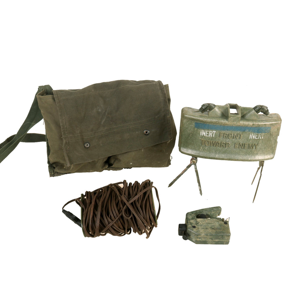 Original U.S. Vietnam War M68 Claymore Mine Training Kit with Canvas Carry Bag - Inert Original Items