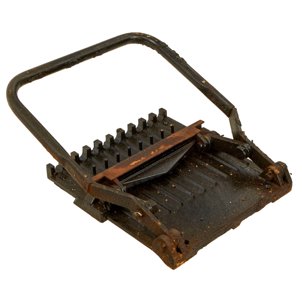 Original U.S. WWII Browning M2 .50 Cal Machine Gun Hand-Operated M7 Belt Loader in Original Packaging Original Items