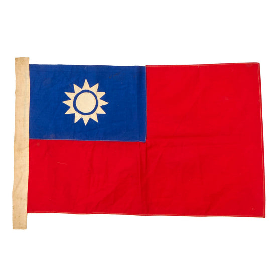 Original Chinese WWII Multi-Piece National Flag of the Republic of China with Extended Header - 17 x 24½” Original Items