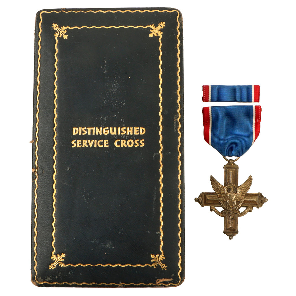 Original U.S. WWII Distinguished Service Cross Set with Ribbon in Presentation Case - Not Numbered Original Items