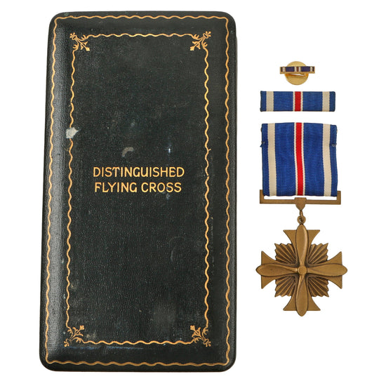 Original U.S. WWII US Distinguished Flying Cross Set With Presentation Case, Ribbon, and Lapel Pin Original Items