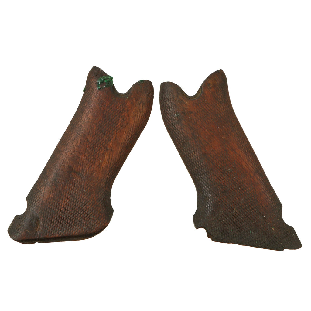 Original German WWII P.08 Luger Checkered Pistol Grips Original Items