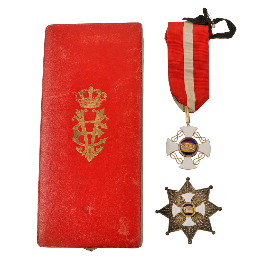 Original Italian WWI Era Grand Officer of the Order of the Crown of Italy Medal Set in Incorrect Period Case Original Items