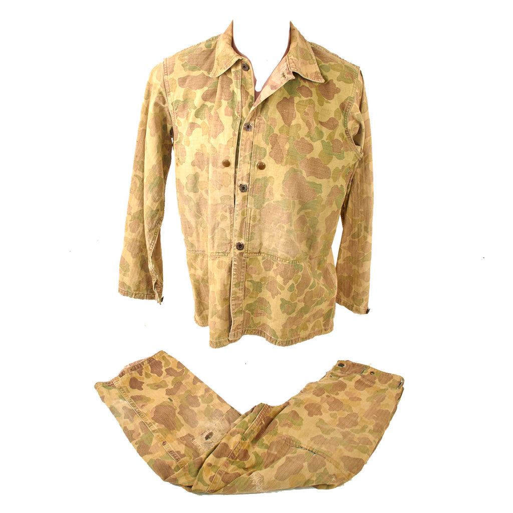 Original U.S. WWII US Marine Corps Service-Worn & Heavily Repaired P-44 Camouflage Frogskin Pattern Uniform Set - “Demonstration Group” - Size 38 Original Items