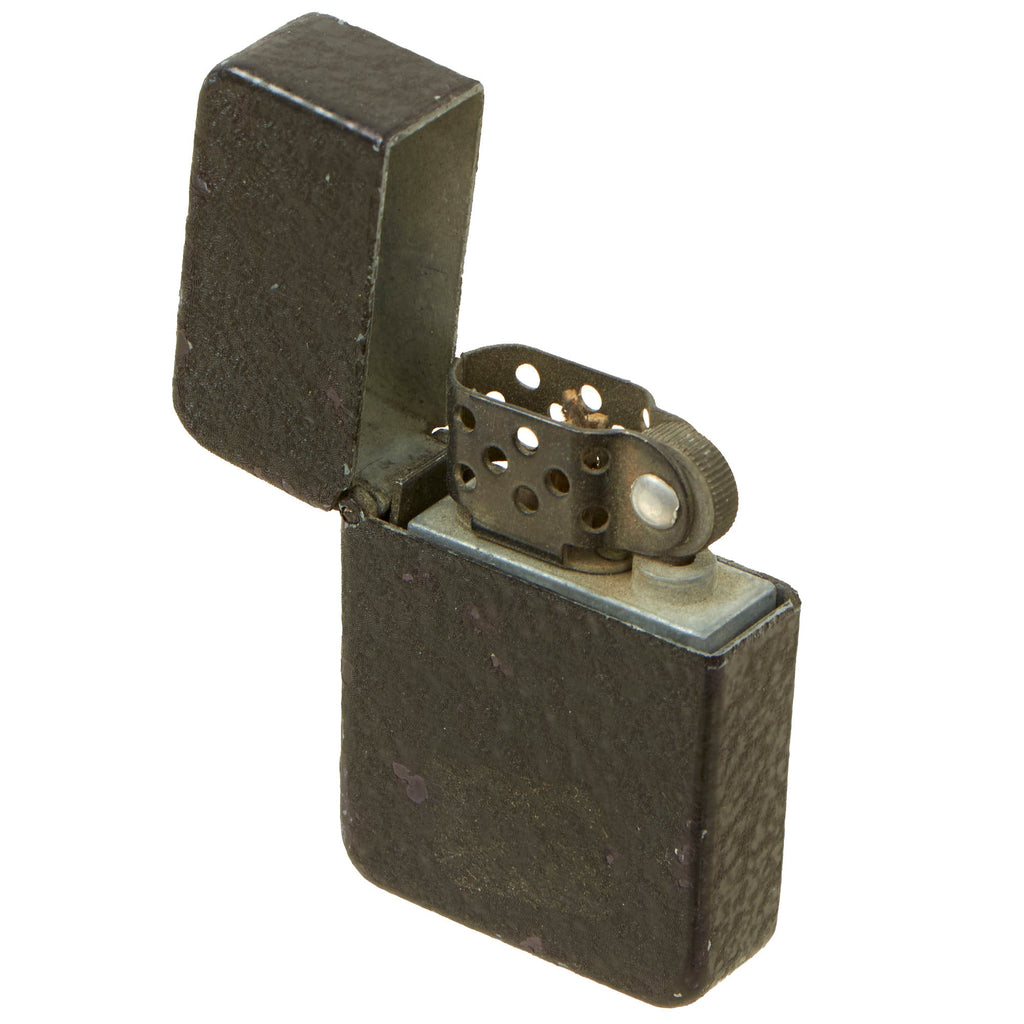 Original U.S. WWII Era Black Crinkle Finish Flip Top Zippo Style Lighter Original Items