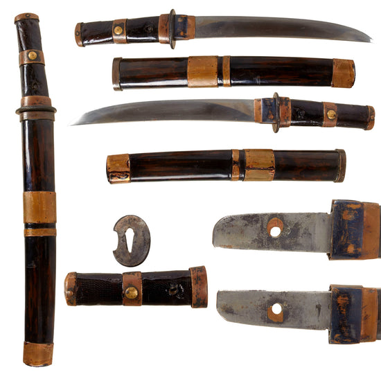 Original 18th Century Japanese Edo Period Handmade Tanto Short Sword with Copper Decorated Lacquered Fittings Original Items