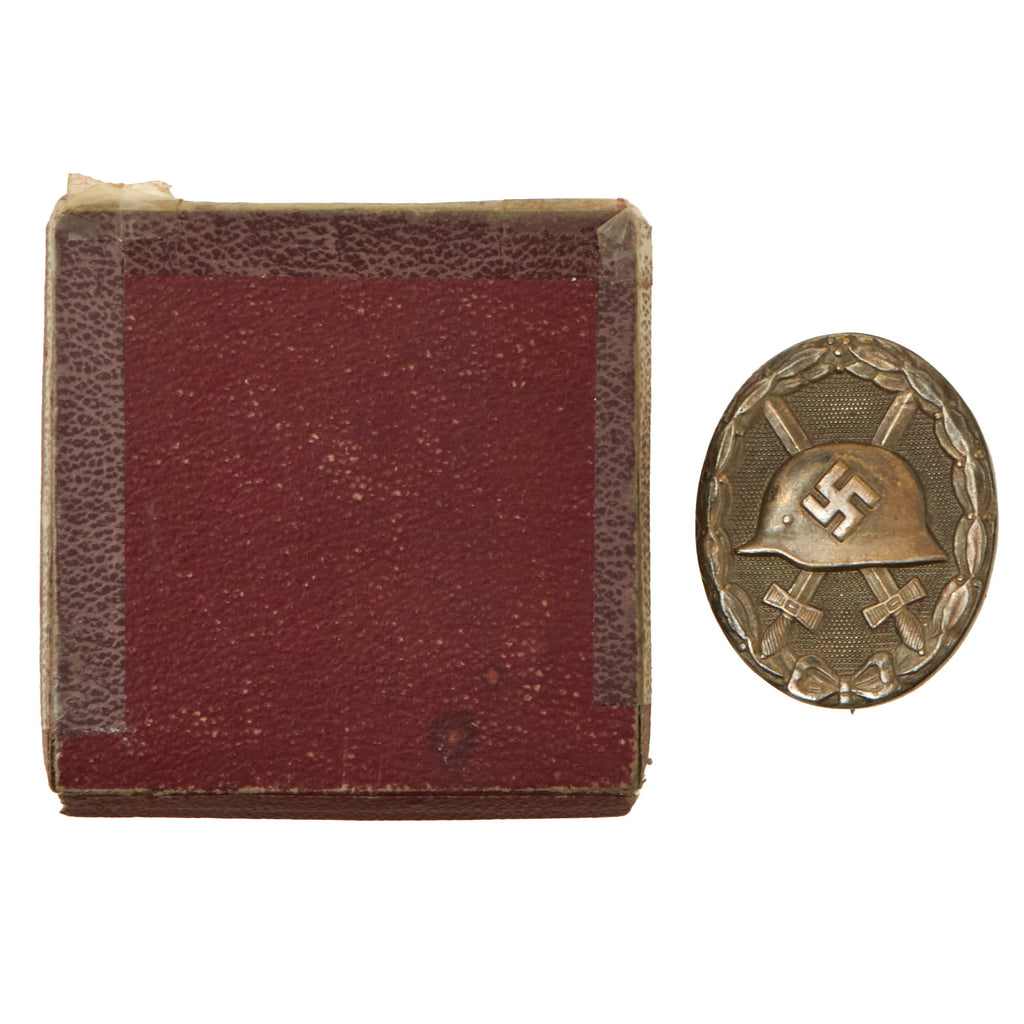Original German WWII Silver Wound Badge by Wilhelm Deumer of Lüdenscheid in Original Case Original Items