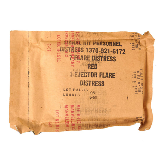 Original U.S. Vietnam War Penflare Set in Original Packaging - Dated June 1969 Original Items