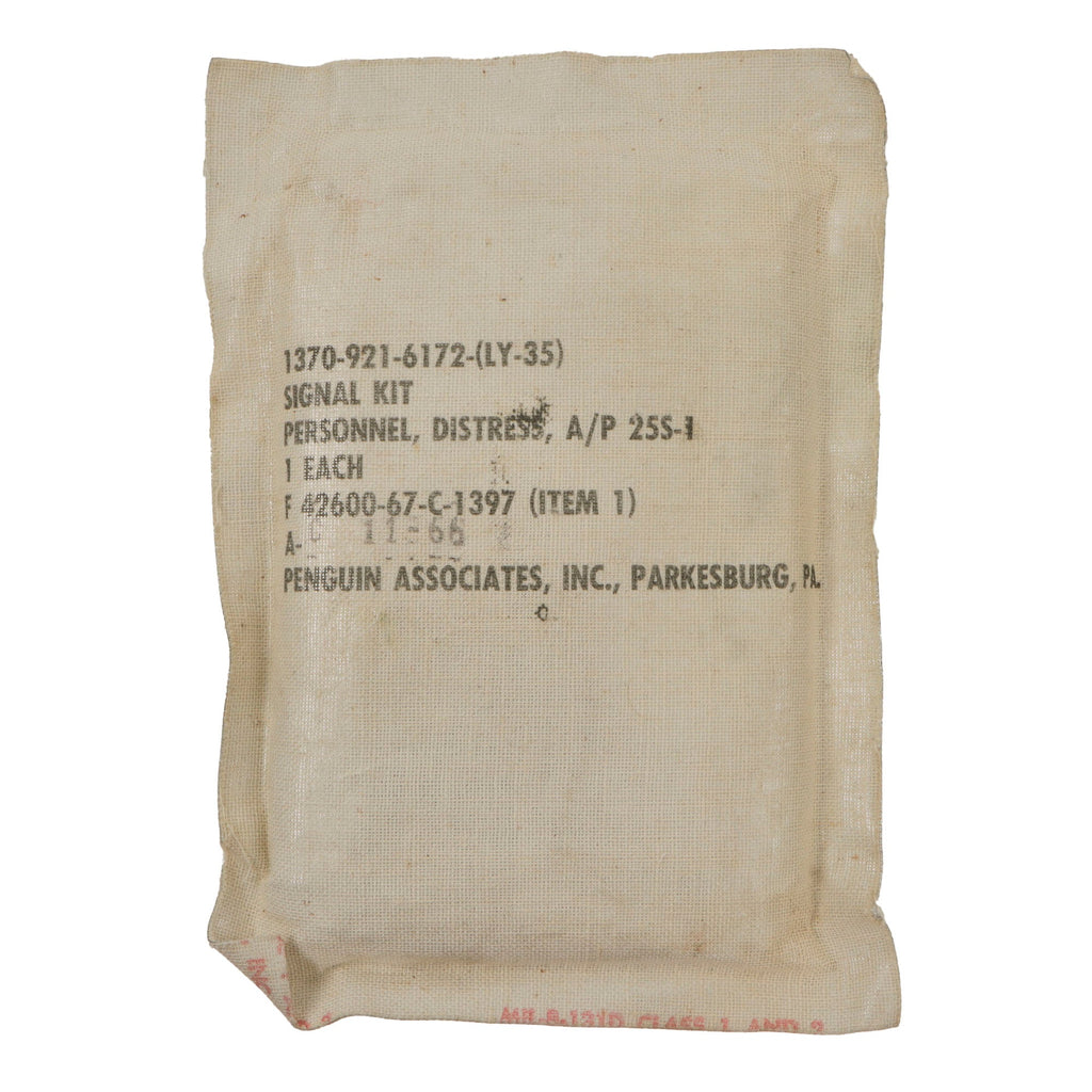 Original U.S. Vietnam War Penflare Set in Original Packaging - Dated November 1966 Original Items