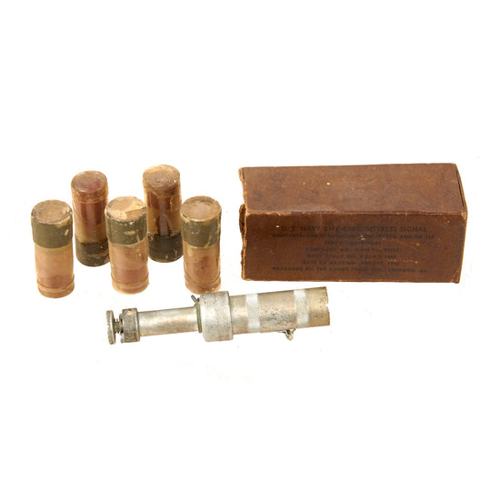 Original U.S. WWII Navy Mk-4 Hand Projector Flare Launcher with Five Flares in Original Box - Dated 1945 Original Items