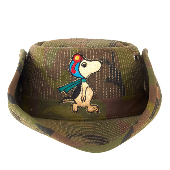 Original U.S. Vietnam War US Army Incountry-Made “Cowboy” Bush Hat with Snoopy & Flag Patch Original Items