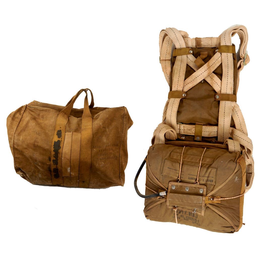 Original U.S. WWII Fighter Pilot AN6511-1 Parachute by Standard Parachute Corporation with Rigging in Original Bag Original Items