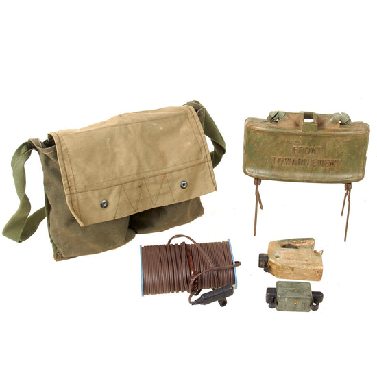 Original U.S. Vietnam War Complete M68 Claymore Mine Training Kit with Canvas Carry Bag - Inert Original Items
