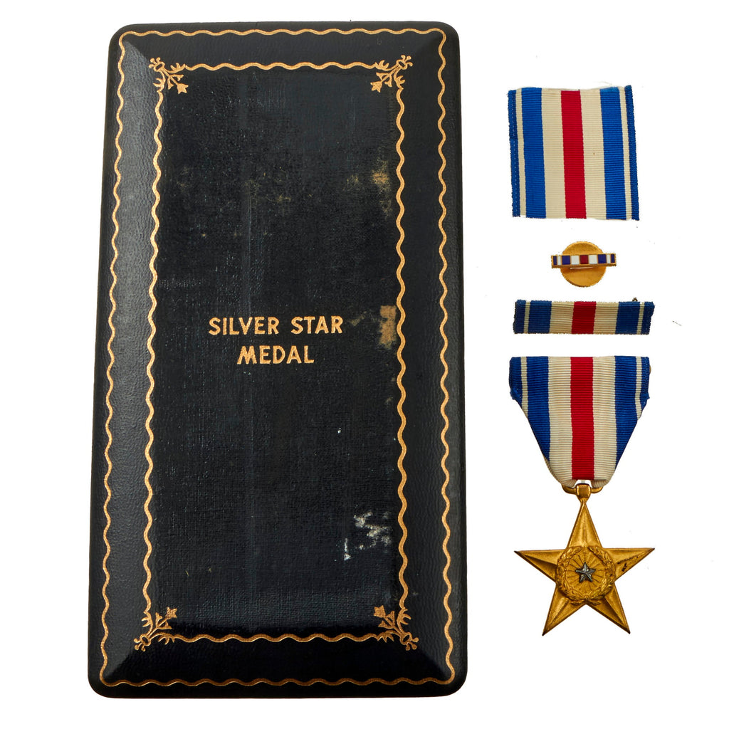 Original U.S. WWII Silver Star Set With Pin & Proper Presentation Case Original Items
