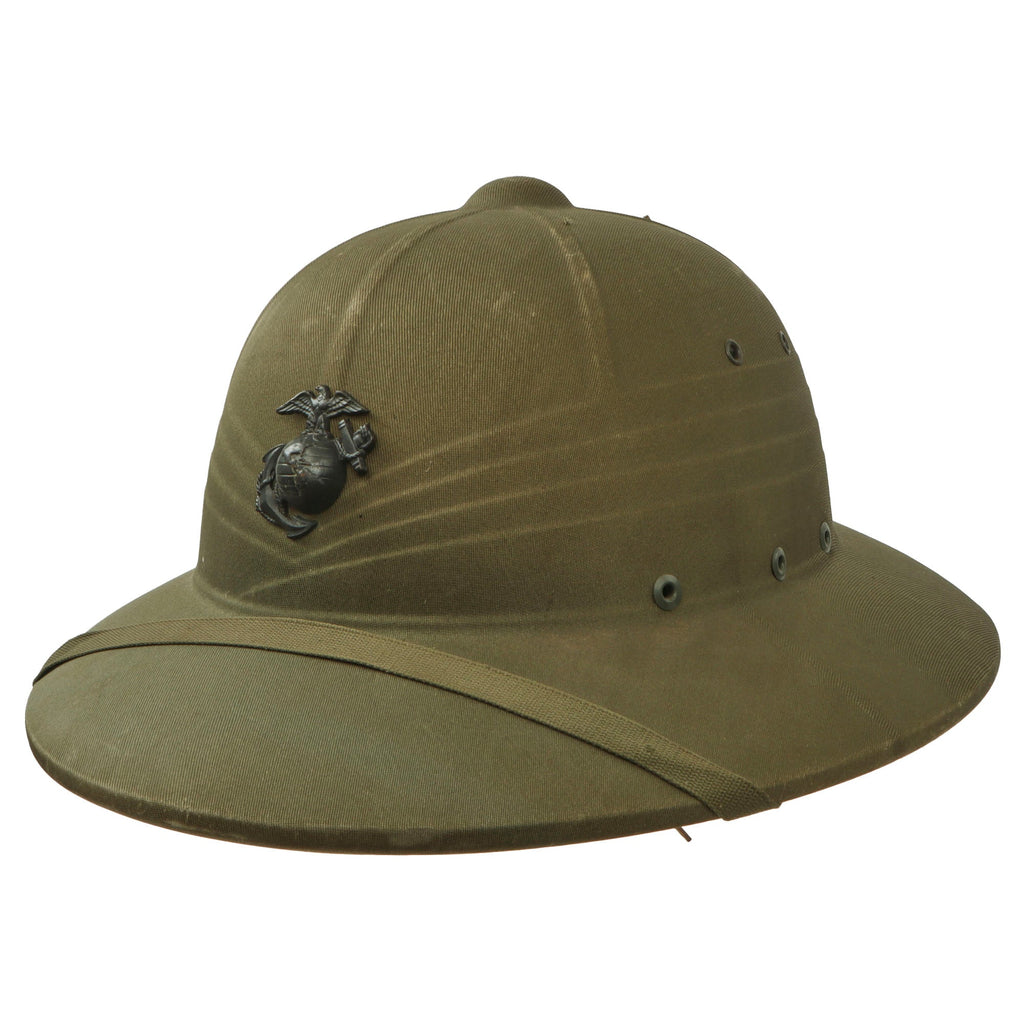 Original U.S. WWII-Era US Marine Corps Issue M-1940 Pressed Fiber Sun Helmet with Original Chinstrap & EGA Device Original Items