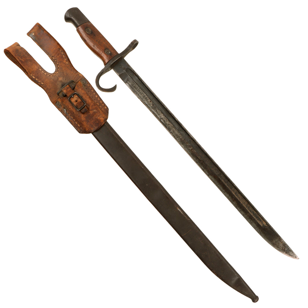 Original Japanese WWII Early Arisaka Type 30 Hooked Quillon Bayonet by Kokura or Toyko Arsenal with Scabbard & Frog Original Items