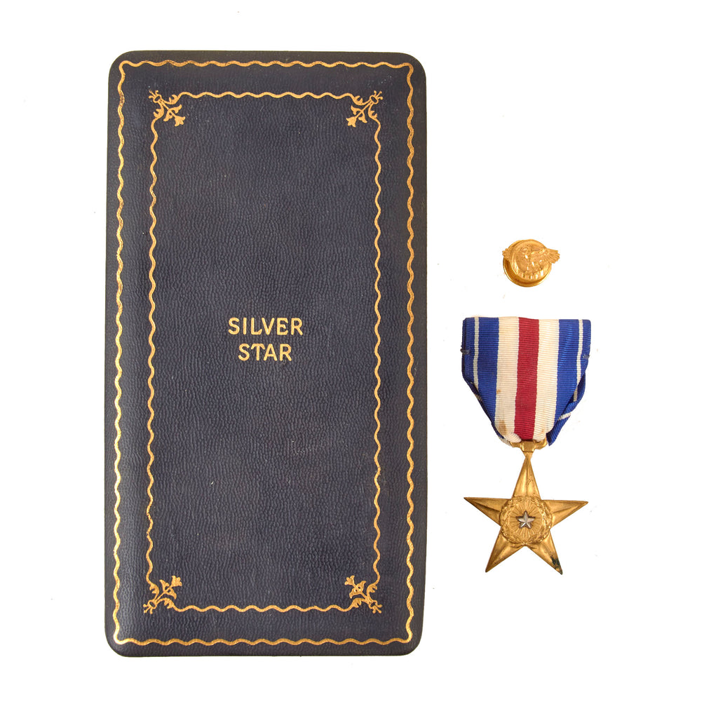 Original U.S. WWII Silver Star Medal With Ruptured Duck Buttonhole Pin & Correct Presentation Case Original Items