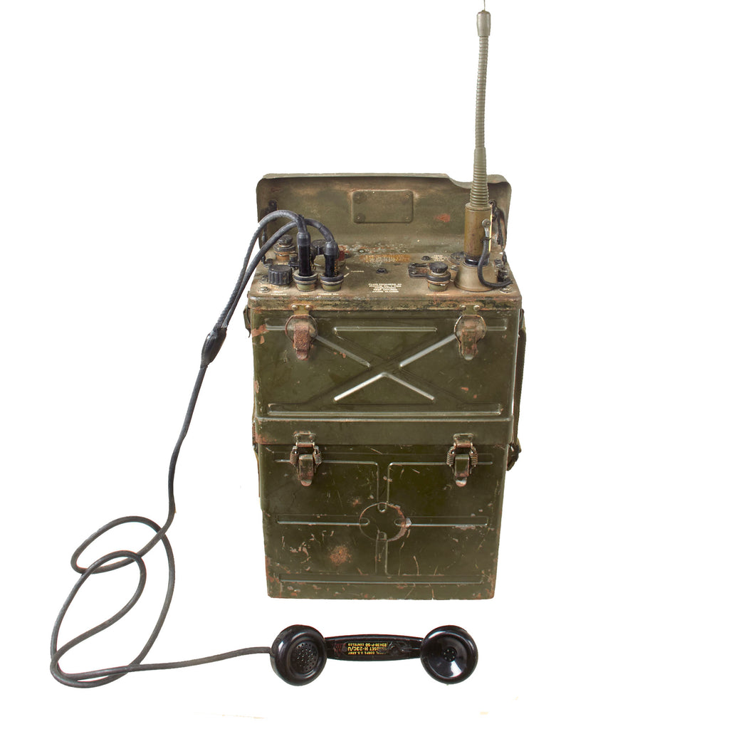 Original WWII U.S. Signal Corps BC-1000-B Backpack Radio Receiver and Transmitter with Handset & Antenna - Dated 1944 Original Items