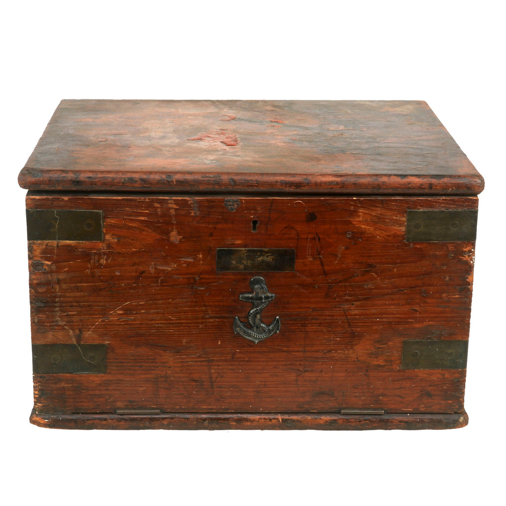Original British Napoleonic Wars Era Orders Chest of the HMS Eagle (1804) with Original Key Original Items