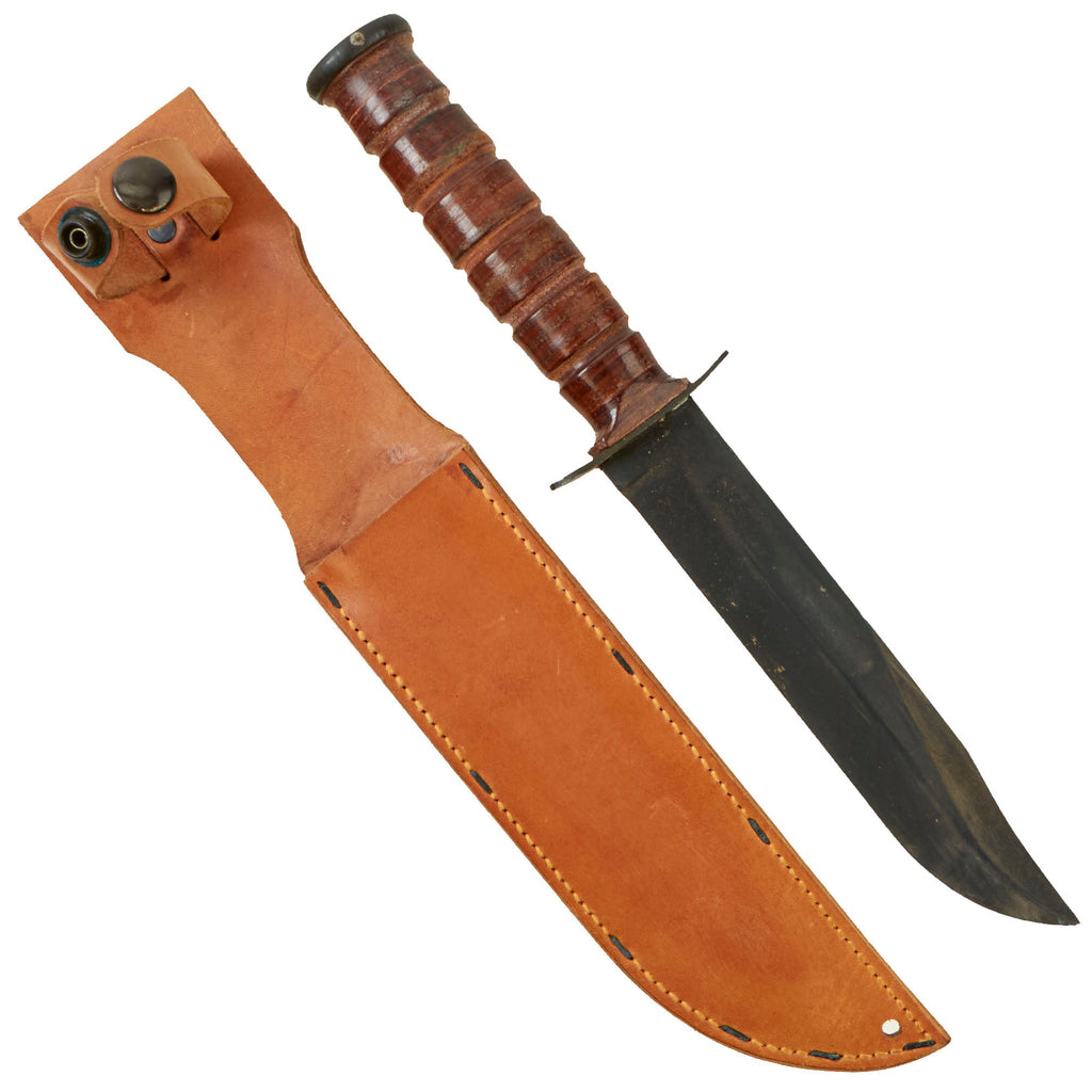 Original Unissued U.S. WWII USMC Mark 2 KA-BAR Fighting Knife by CAMILLUS in Leather Sheath Original Items