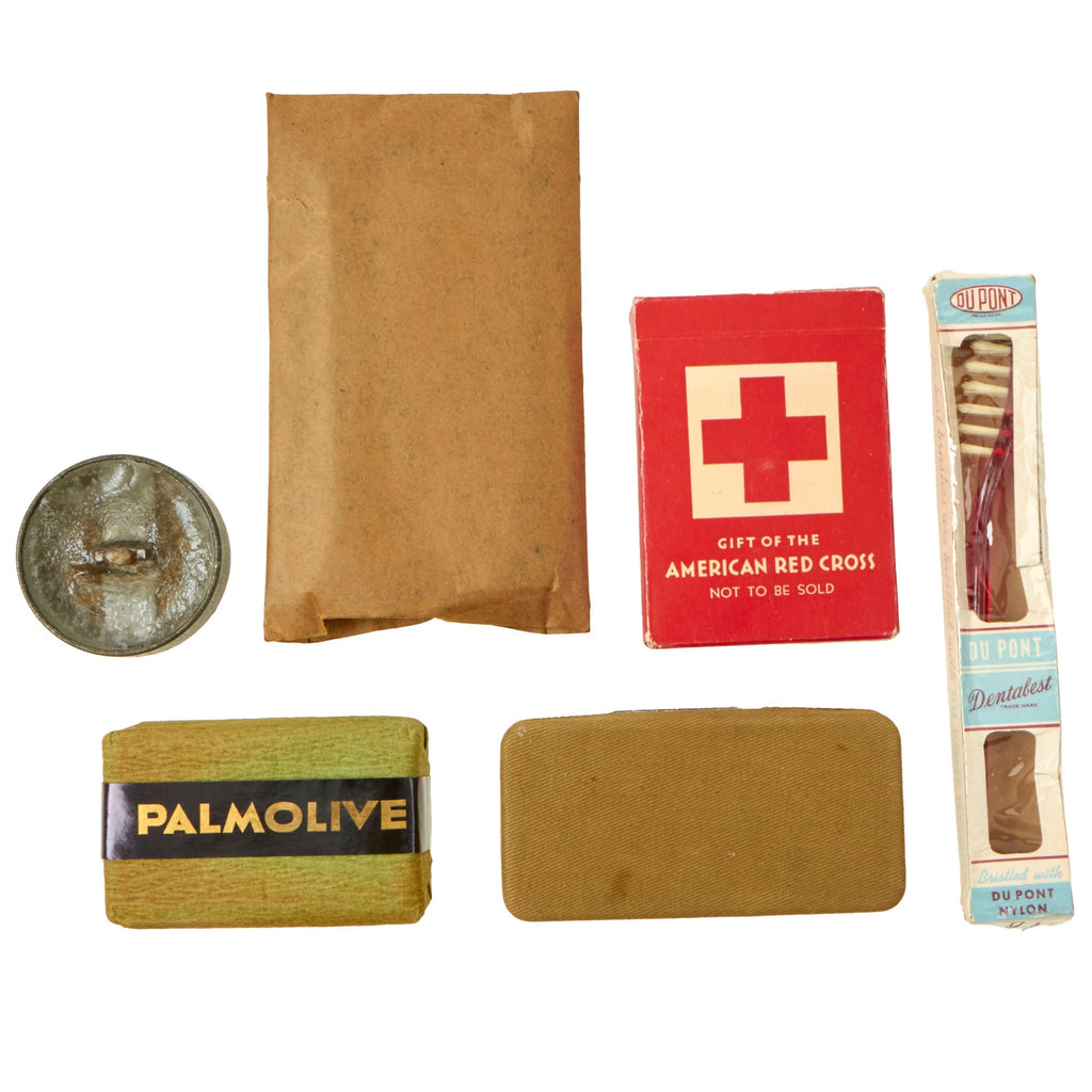 Original U.S. WWII US Army Personal Effects Lot Featuring Complete Deck of 1943 Dated “Aviator” Playing Cards - 6 Items Original Items