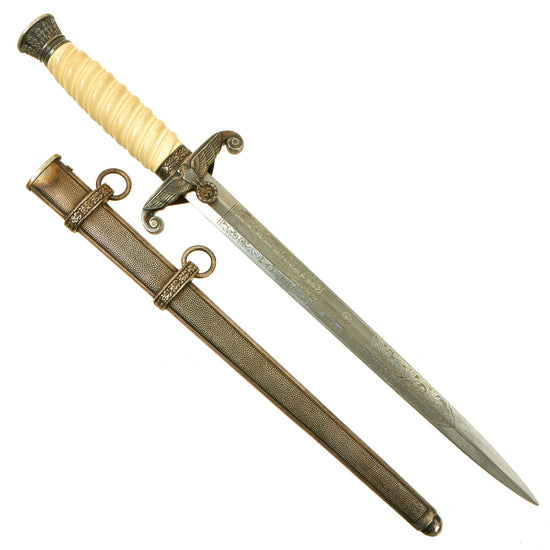 Original WWII German Army Heer Officer Dagger by P.D. Lüneschloss of Solingen with Etched Blade & Scabbard Original Items