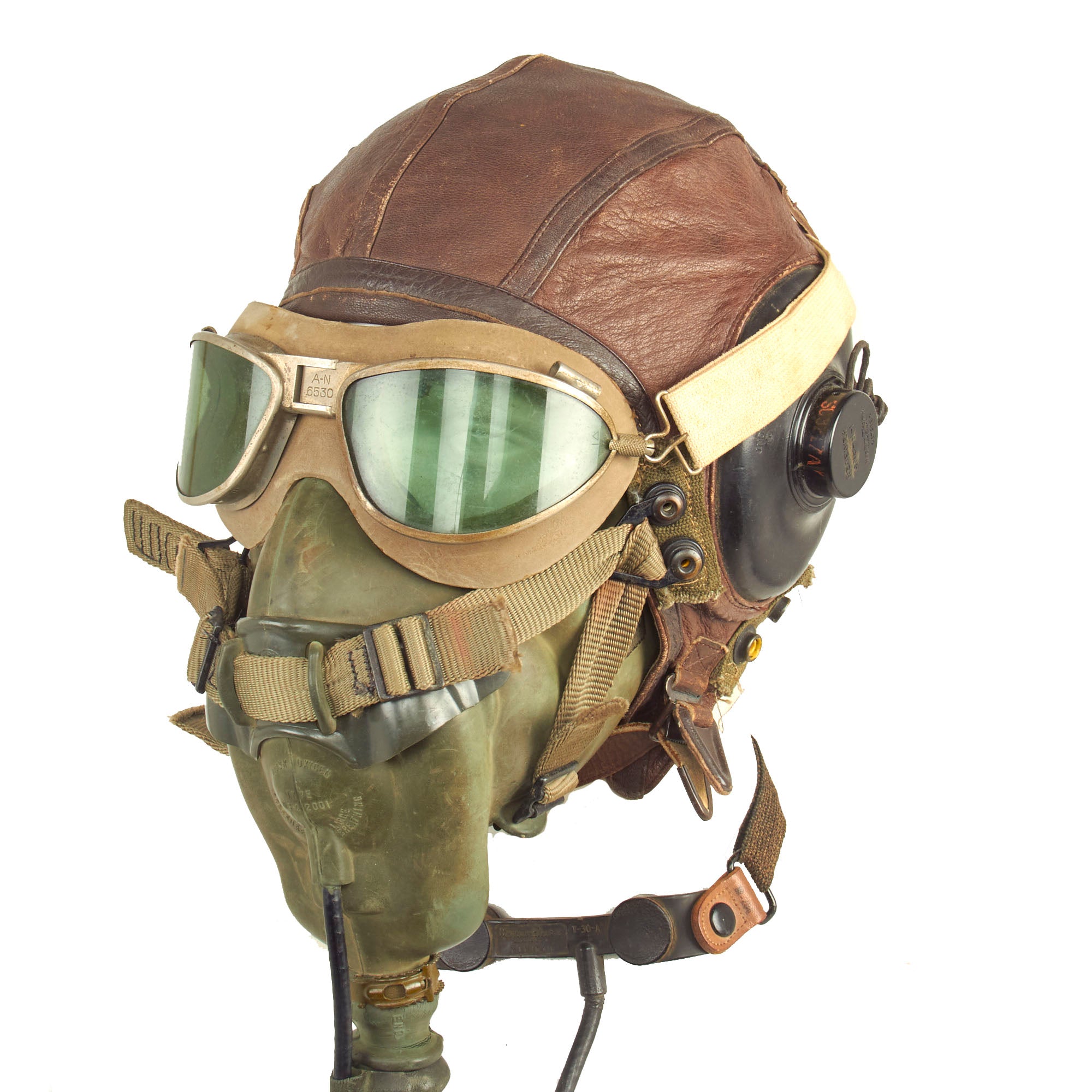 Original U.S. WWII USAAF Aviator Flight Helmet Set - AN6530 Goggles, A-11 Helmet, Throat Mic & Type MS-22001 Oxygen Mask
