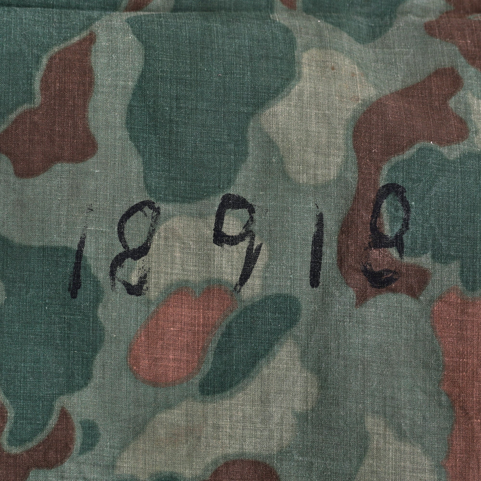 Usmc Patterns Original U.S. WWII USMC M-1942 Reversible Spot Pattern Camouflage Rain ...